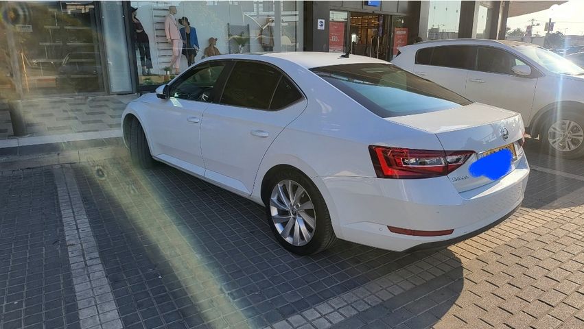 מודעת רכב סקודה סופרב