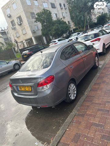 מודעת רכב מיצובישי אטראז'