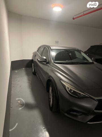 מודעת רכב אינפיניטי Q30