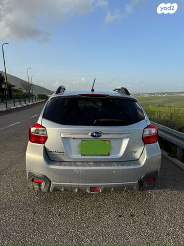 מודעת רכב סובארו XV