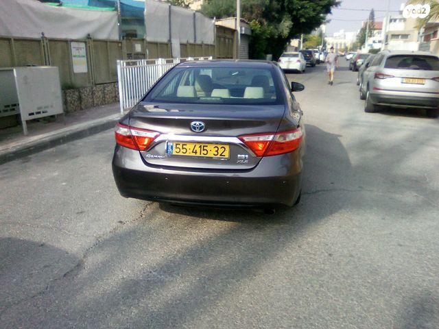מודעת רכב טויוטה קאמרי