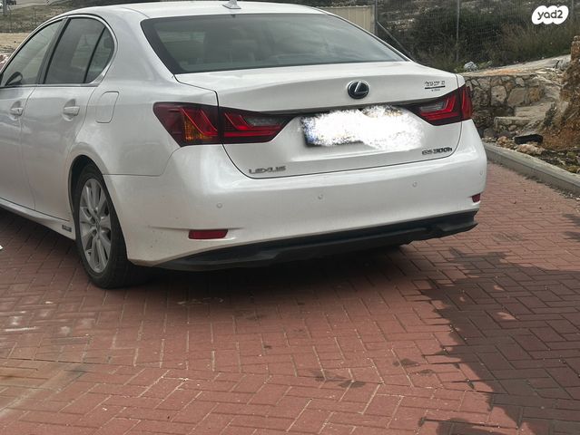 מודעת רכב לקסוס GS