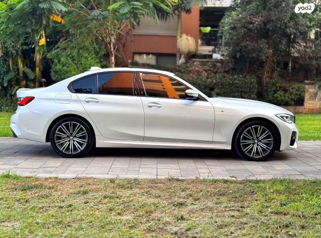 מודעת רכב ב מ וו סדרה 3