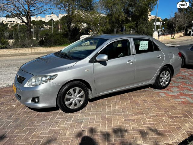 מודעת רכב טויוטה קורולה