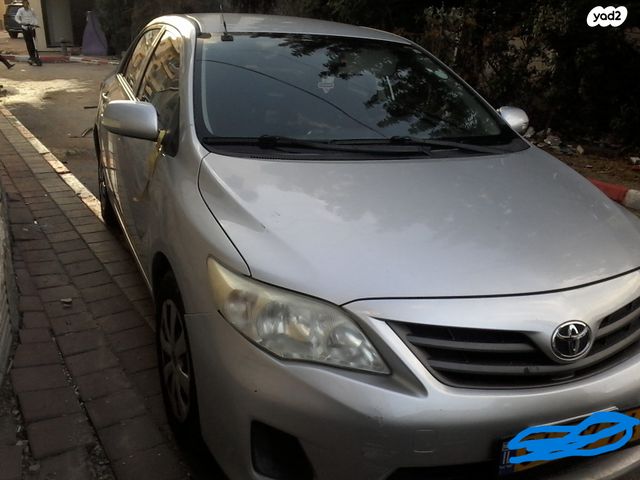 מודעת רכב טויוטה קורולה