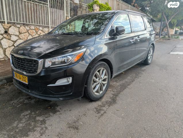 מודעת רכב קיה קרניבל