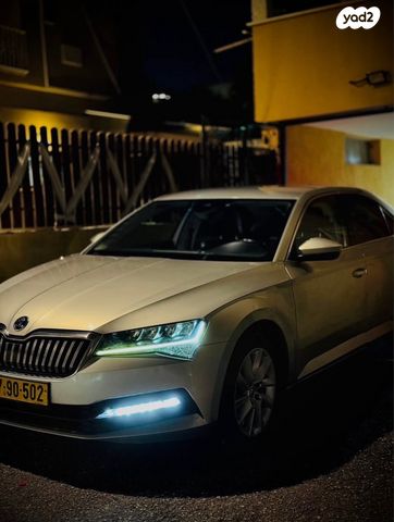 מודעת רכב סקודה סופרב