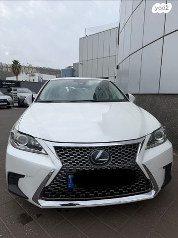 מודעת רכב לקסוס CT