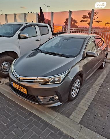 מודעת רכב טויוטה קורולה