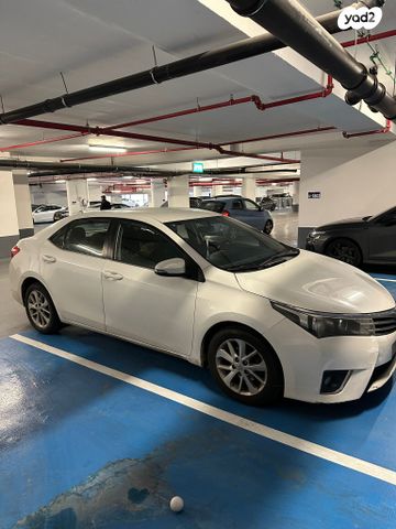 מודעת רכב טויוטה קורולה