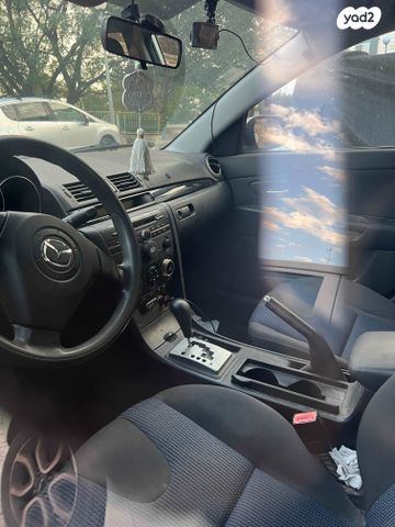 מודעת רכב מאזדה 3