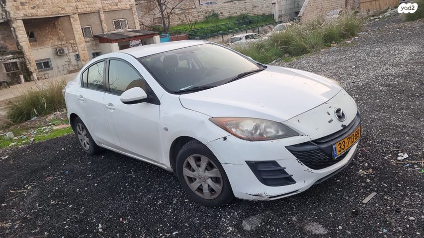 מודעת רכב מאזדה 3