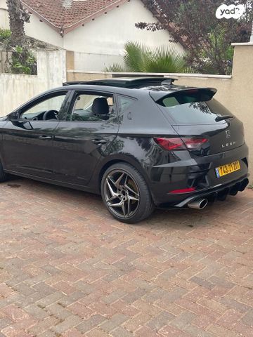 מודעת רכב סיאט לאון