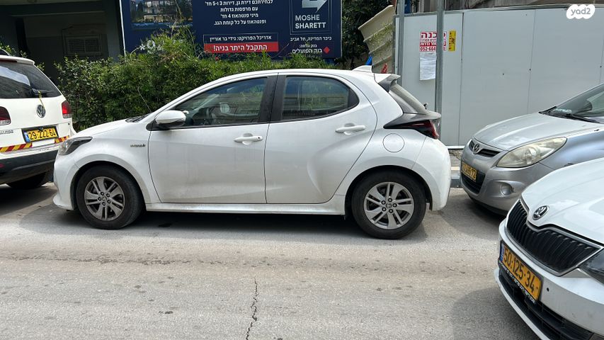 מודעת רכב טויוטה יאריס