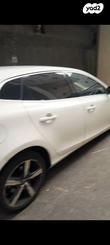 מודעת רכב וולוו V40