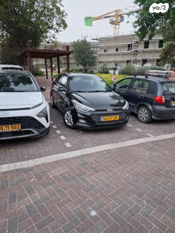 מודעת רכב יונדאי i20
