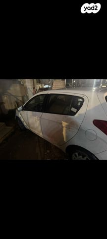 מודעת רכב יונדאי i20