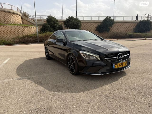 מודעת רכב מרצדס-בנץ CLA