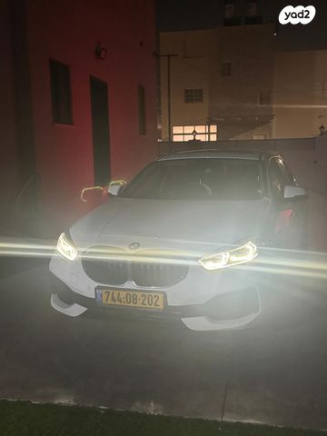 מודעת רכב ב מ וו סדרה 1