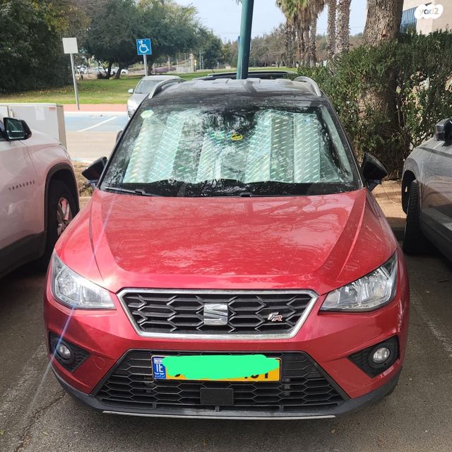 מודעת רכב סיאט ארונה