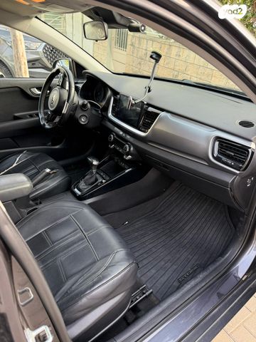 מודעת רכב קיה סטוניק