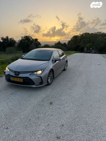 מודעת רכב טויוטה קורולה