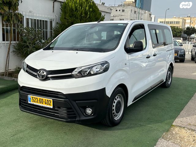 מודעת רכב טויוטה פרואייס