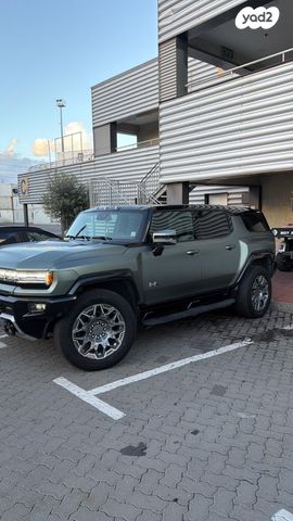 מודעת רכב ג'י.אם.סי האמר EV