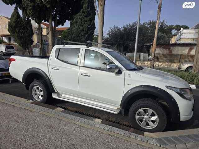 מודעת רכב מיצובישי טרייטון / L200