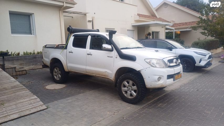 מודעת רכב טויוטה היילקס