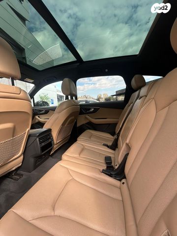 מודעת רכב אאודי Q7 2