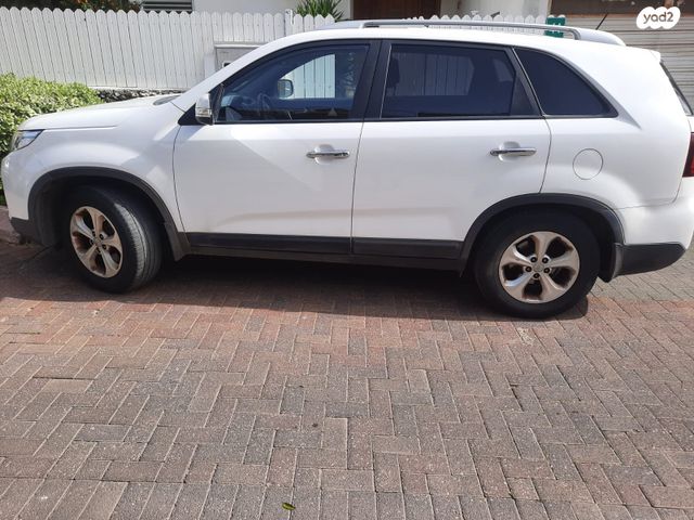 מודעת רכב קיה סורנטו