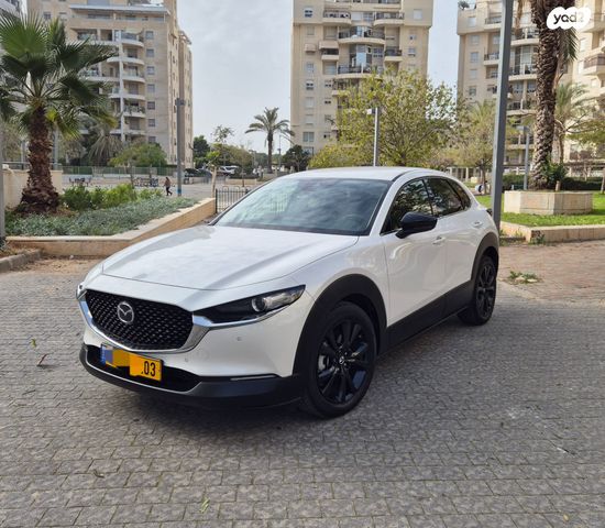 מודעת רכב מאזדה CX-30
