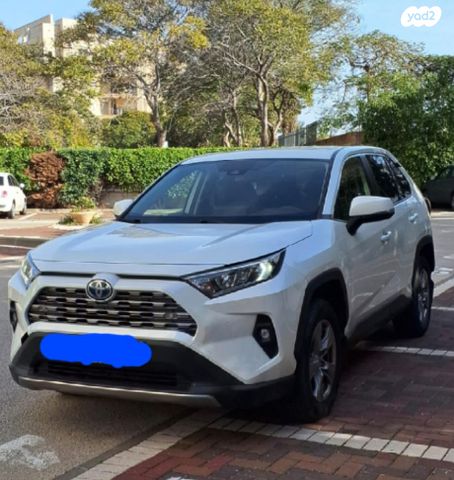 מודעת רכב טויוטה RAV4