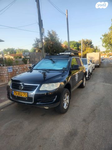 מודעת רכב פולקסווגן טוארג