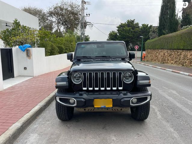 מודעת רכב ג'יפ רנגלר