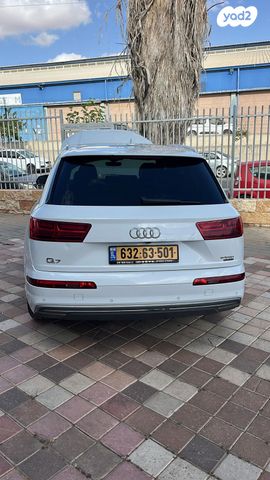 מודעת רכב אאודי Q7