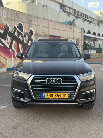 מודעת רכב אאודי Q7