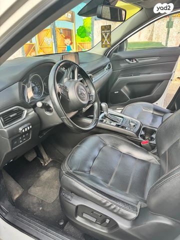 מודעת רכב מאזדה CX-5