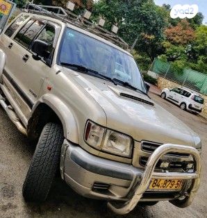 מודעת רכב איסוזו טרופר