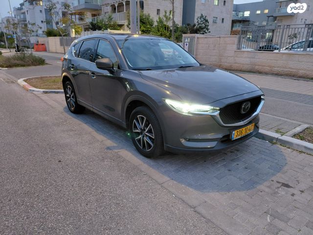 מודעת רכב מאזדה CX-5