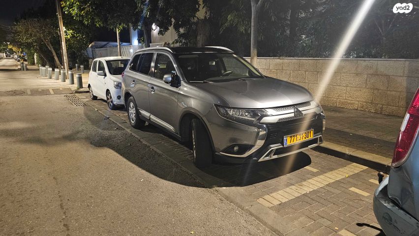 מודעת רכב מיצובישי אאוטלנדר