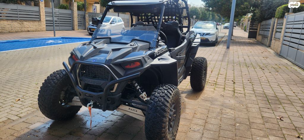 מודעת רכב פולריס