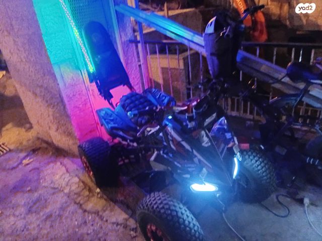 מודעת רכב Textron