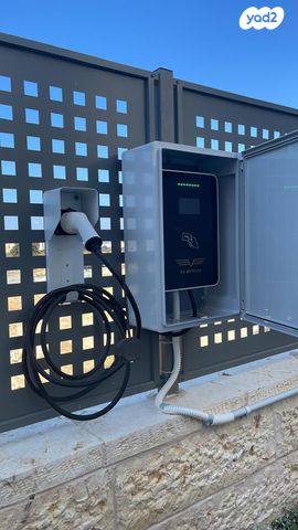 feedItemObj.data.row_1