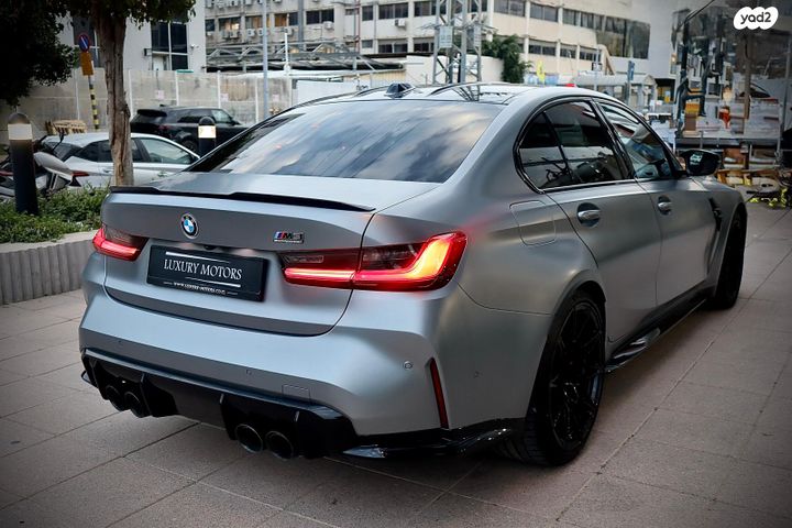 מודעת רכב ב מ וו M3 2