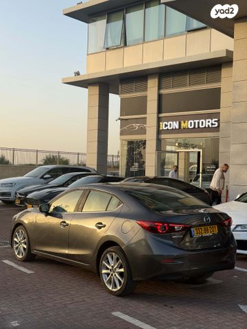 מודעת רכב מאזדה 3