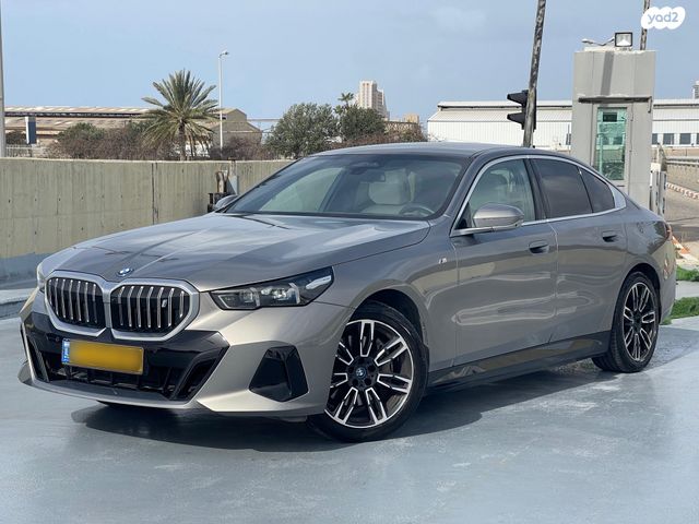 מודעת רכב ב מ וו I5