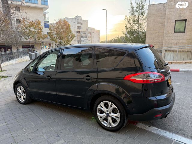 מודעת רכב פורד S-מקס