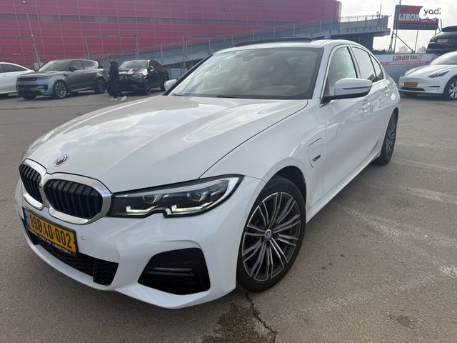 מודעת רכב ב מ וו סדרה 3